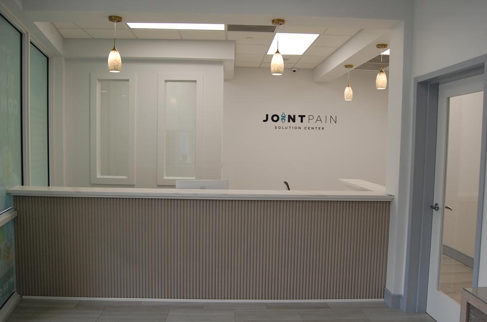 Speak to a Joint Pain Doctor Now